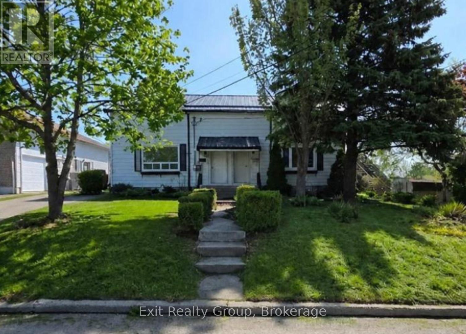 11 Flindall Street, Quinte West.