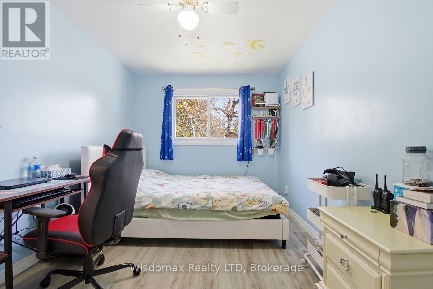 3384 BAKER CRESCENT Image 23