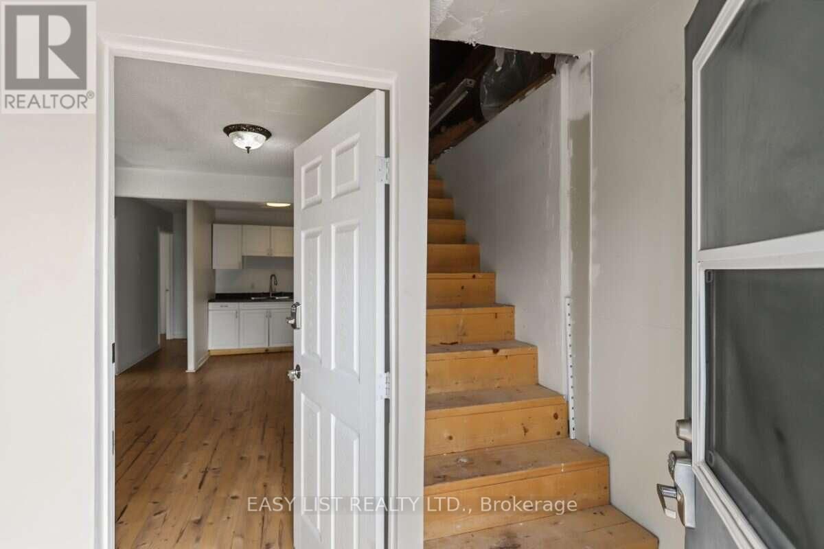 10 YORK STREET NORTH Image 47