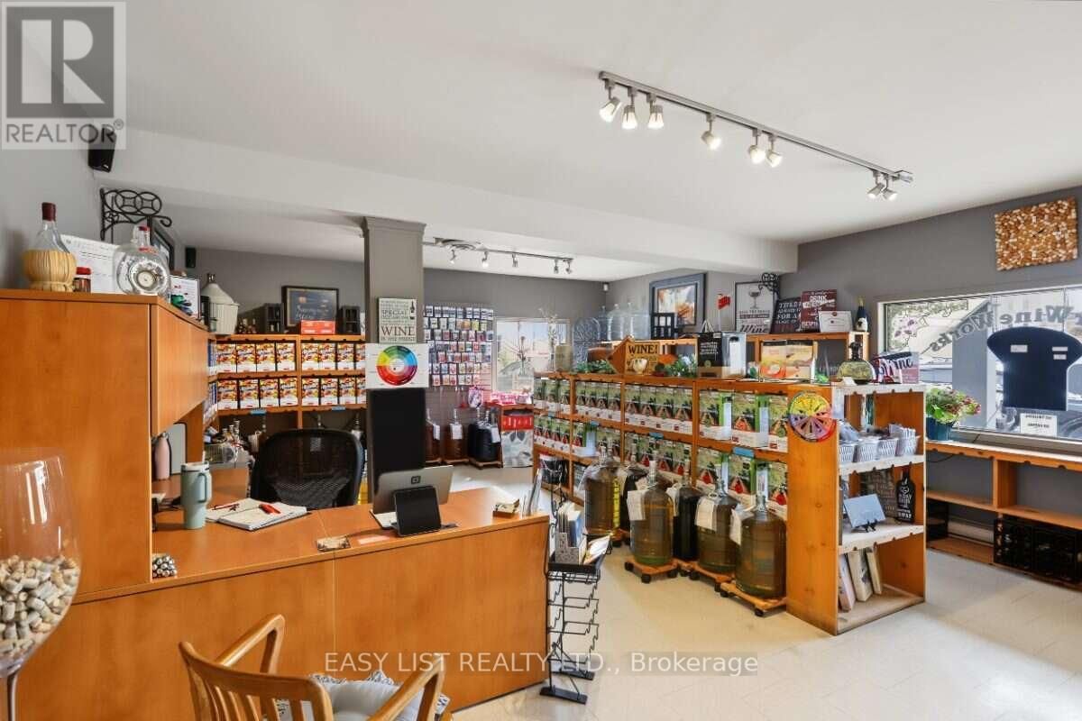 10 YORK STREET NORTH Image 7