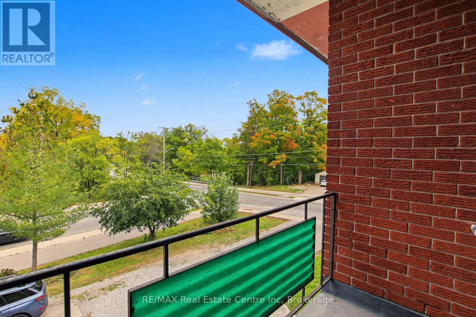 9 GREENBROOK DRIVE Image 22