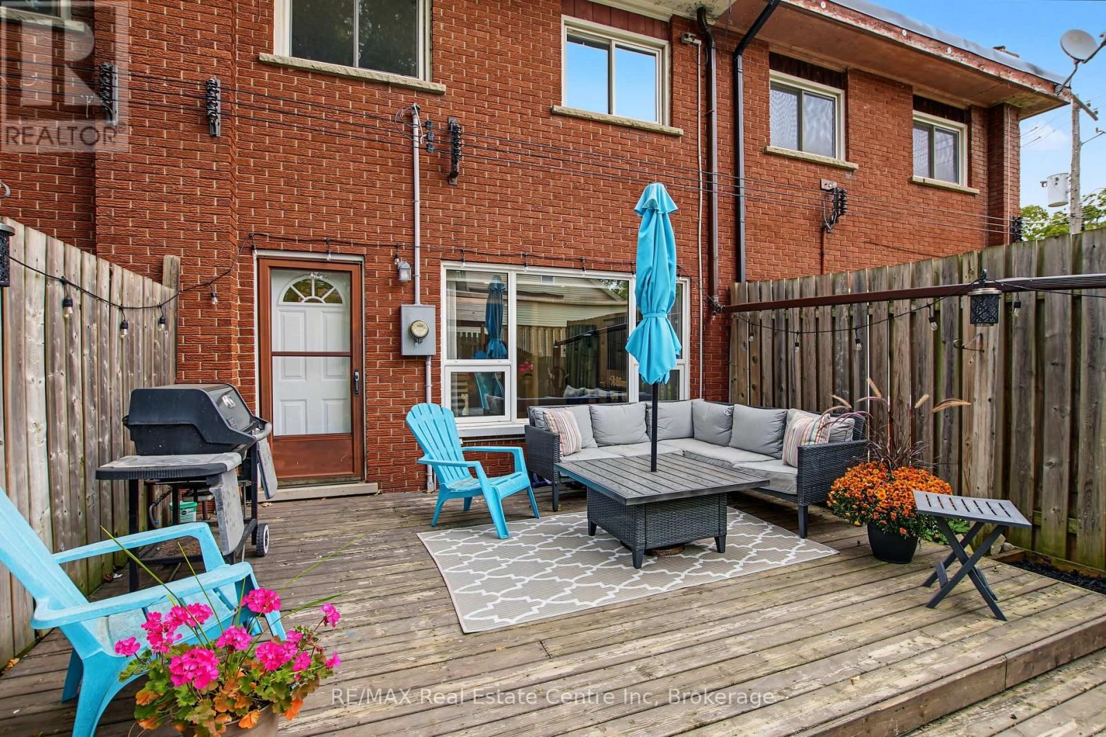 9 GREENBROOK DRIVE Image 32