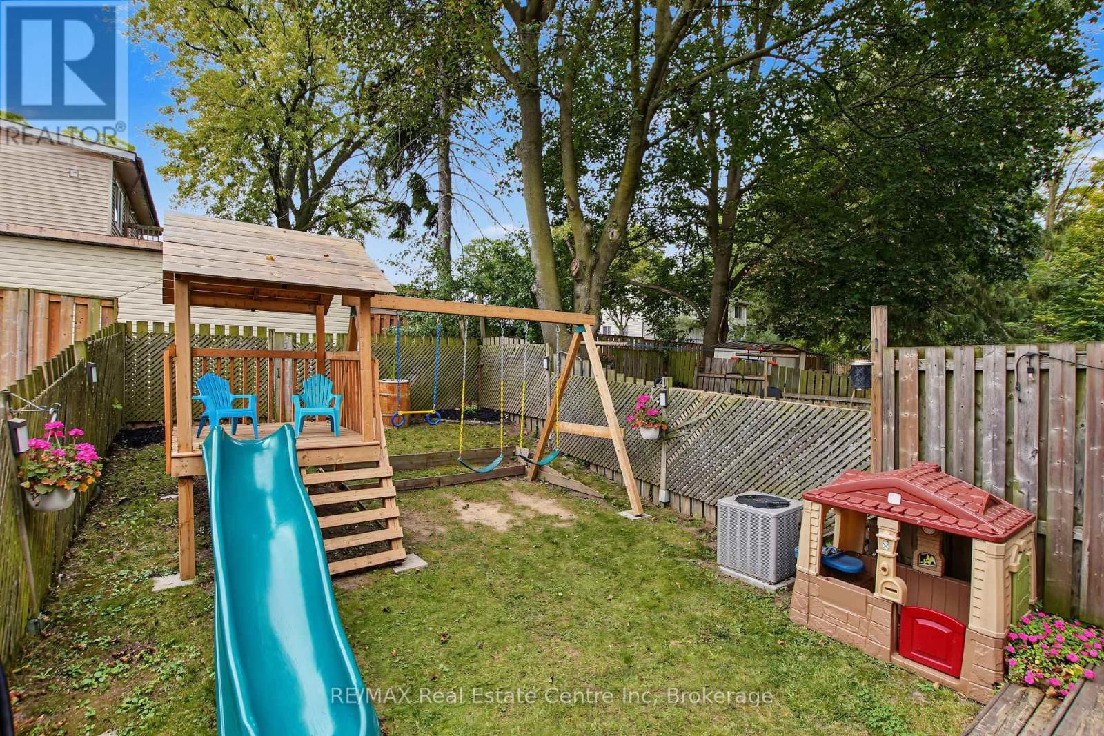 9 GREENBROOK DRIVE Image 33
