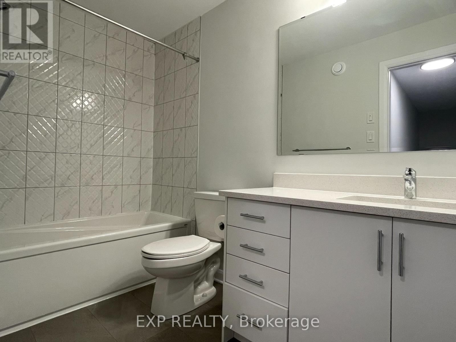905 JACK DALGITY STREET Image 14