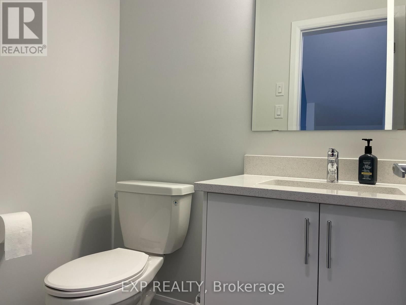 905 JACK DALGITY STREET Image 15
