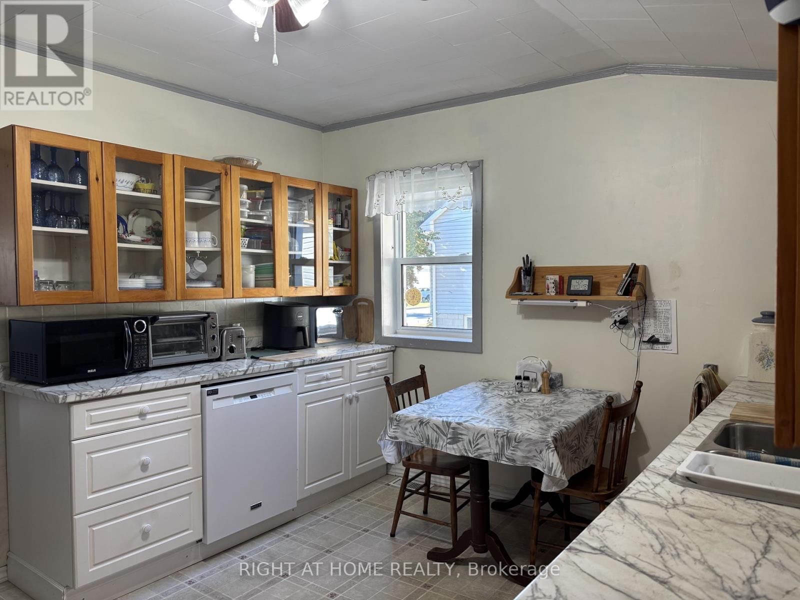 35 CASCADE STREET Image 19