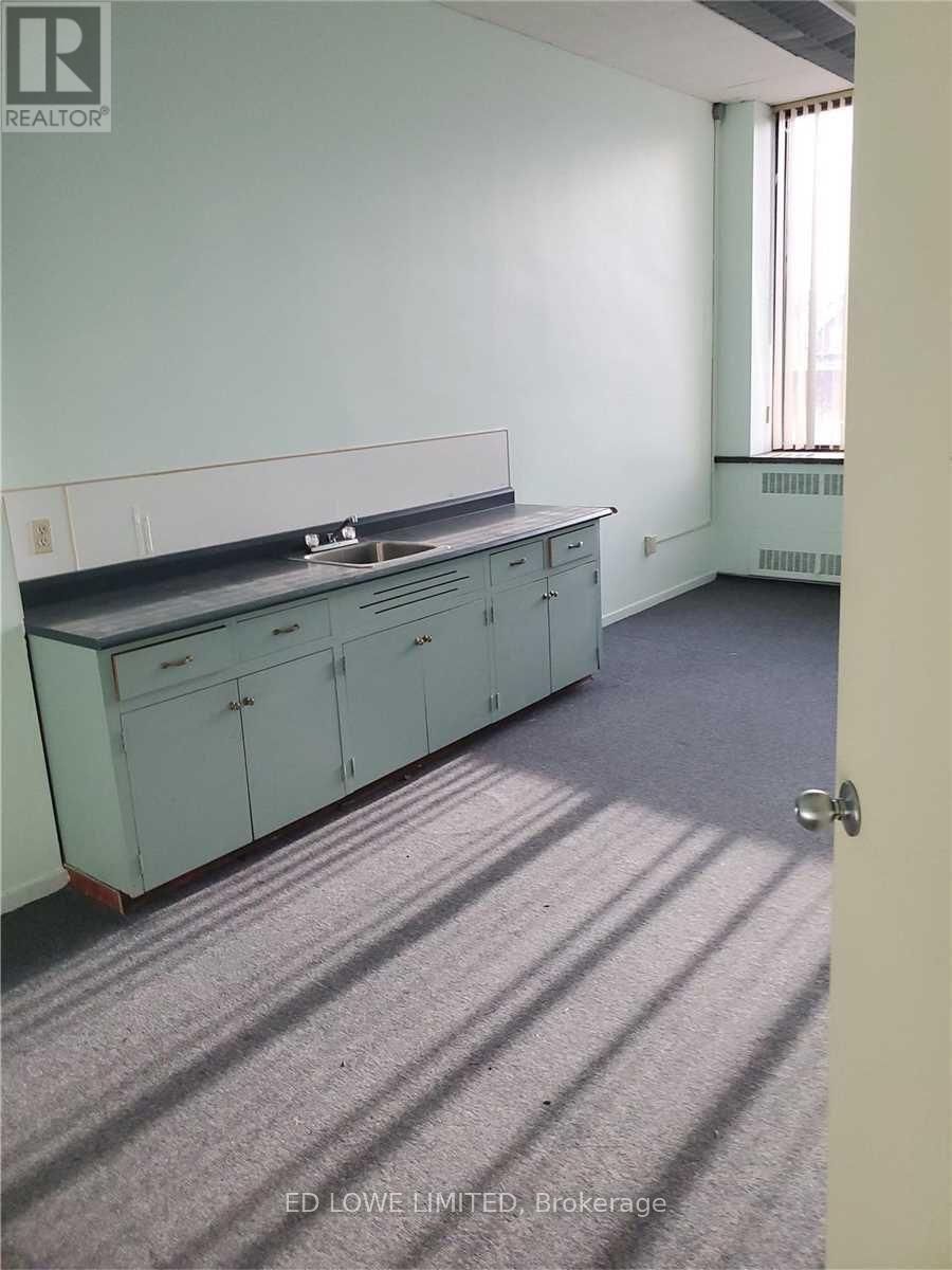 235A - 101 WORTHINGTON STREET EAST Image 6