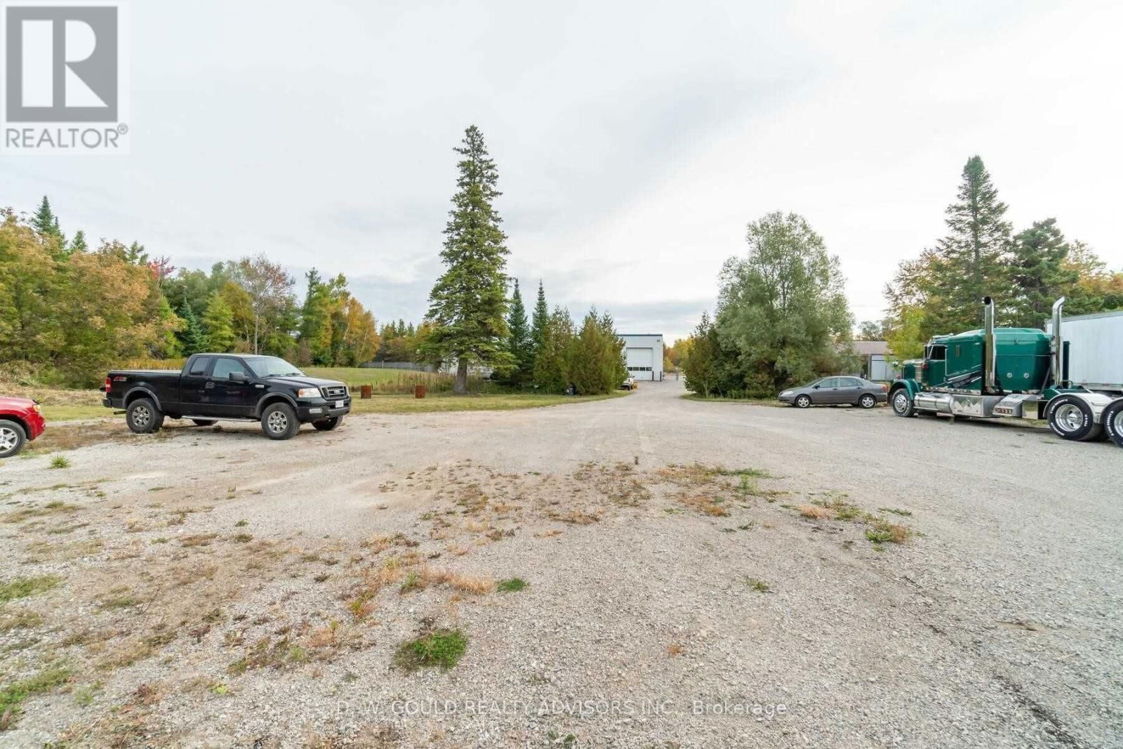 635202 HIGHWAY 10 Image 19