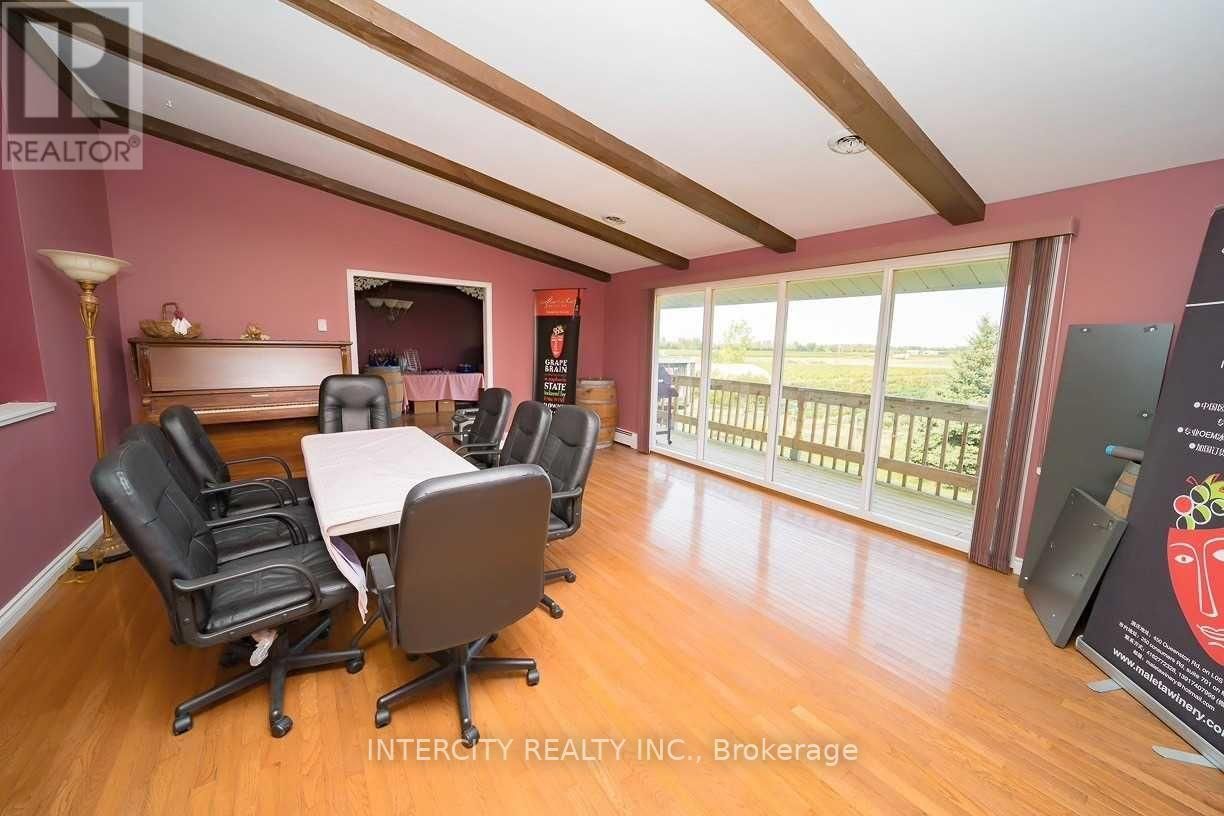 450 QUEENSTON RD Image 3