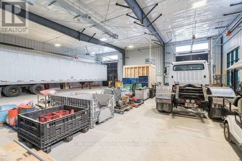 8 ERIN PARK DRIVE Image 17