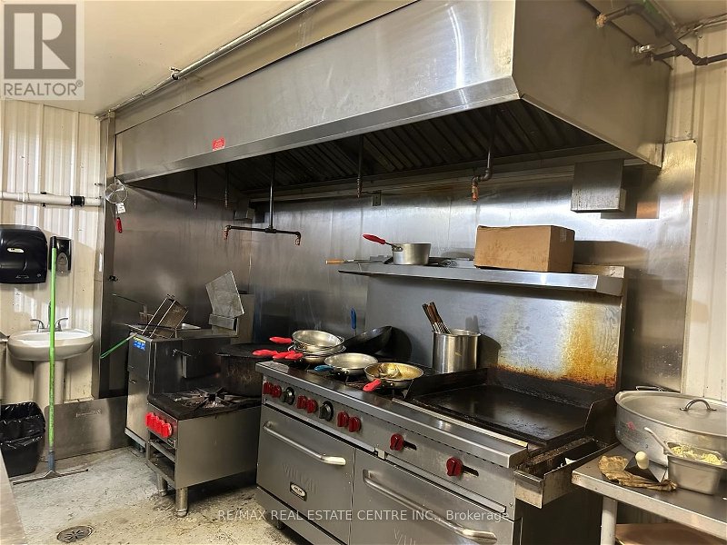 Image #1 of Restaurant for Sale at 694 Dundas  St S, Woodstock, Ontario