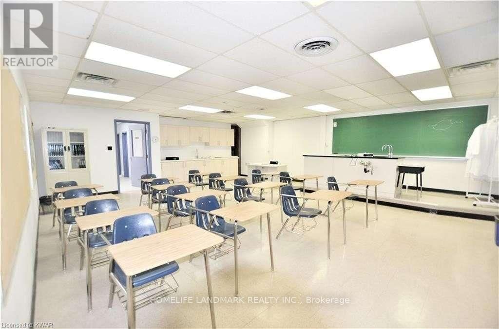 55 DICKSON STREET Image 12