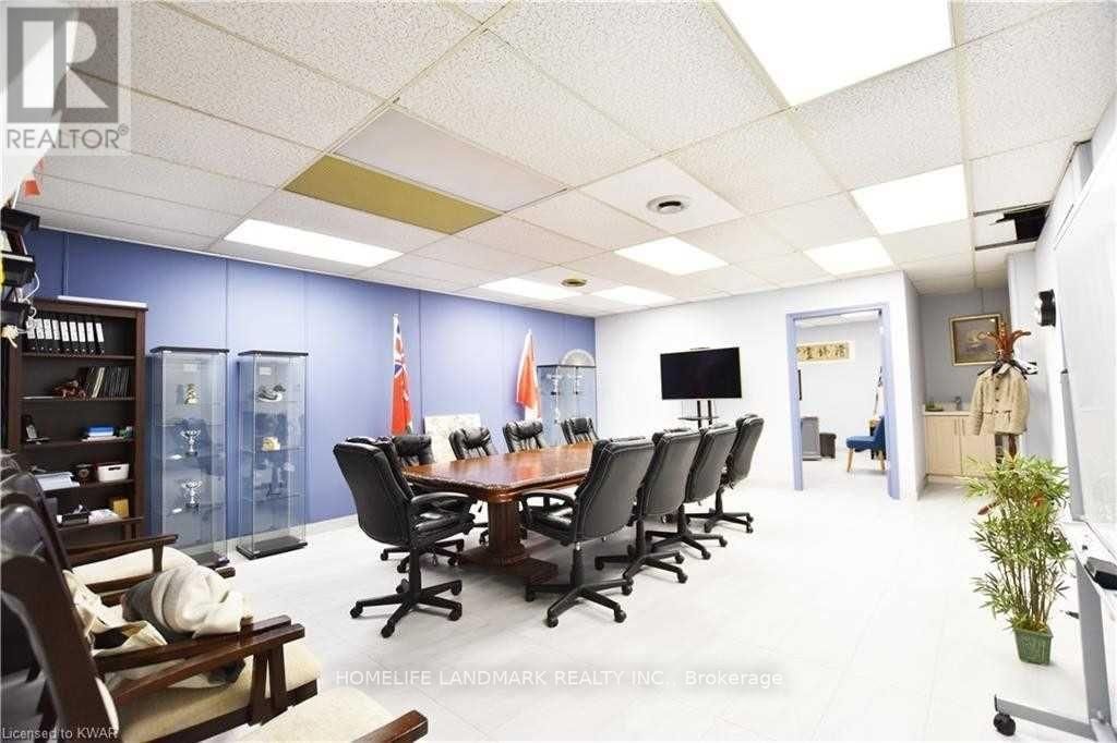 55 DICKSON STREET Image 4