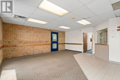 Commercial for Rent in New-brunswick