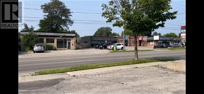 Image #1 of Commercial for Sale at 100 Charing Cross St, Brantford, Ontario
