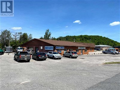 Image #1 of Commercial for Sale at 5 Bobcaygeon Rd, Minden Hills, Ontario