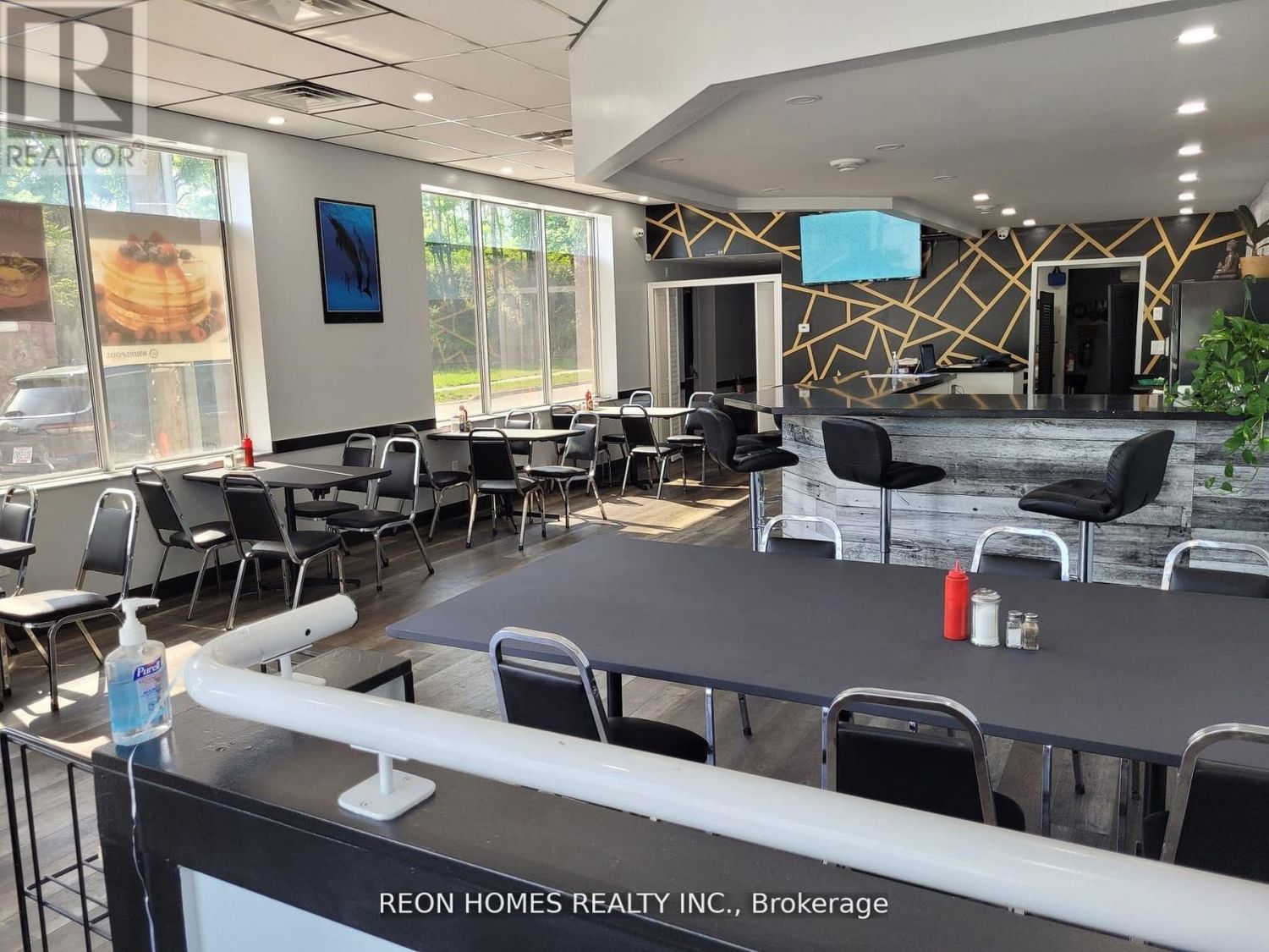 Restaurants for Sale in Small-restaurants