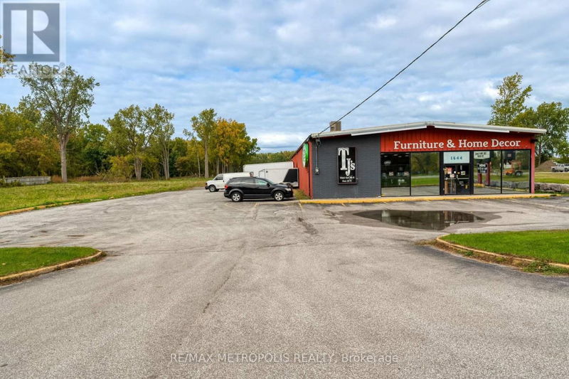 Image #1 of Business for Sale at 1644 London Line, Sarnia, Ontario