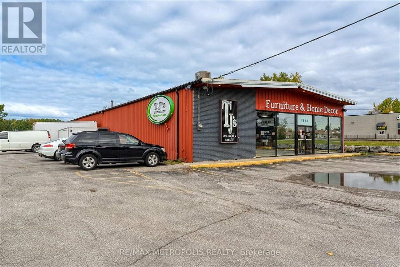 Image #1 of Business for Sale at 1644 London Line, Sarnia, Ontario