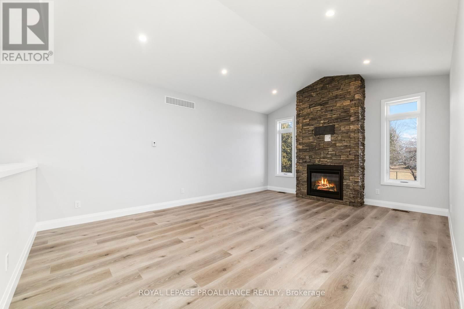 3 CLAYTON JOHN AVENUE Image 14