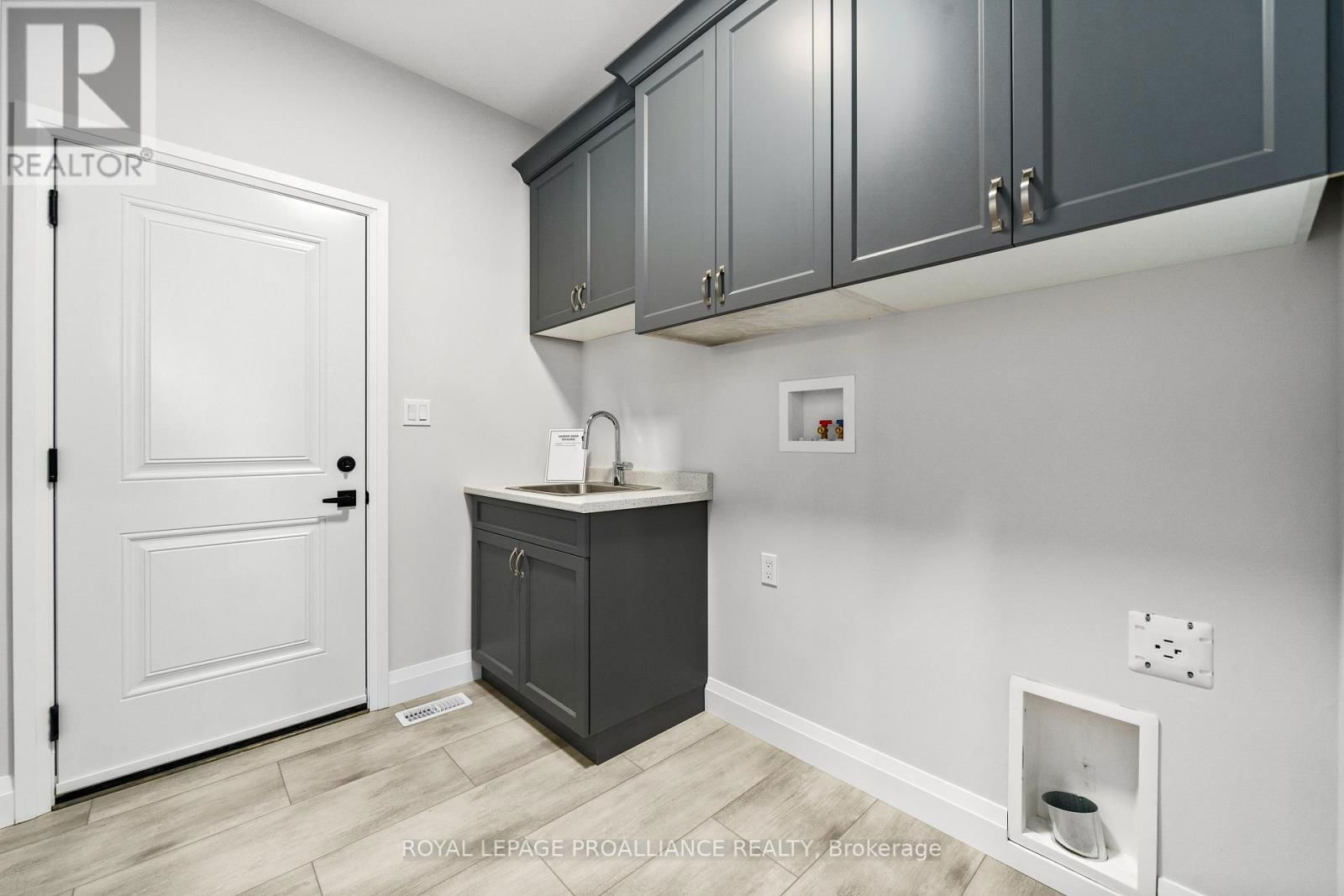 3 CLAYTON JOHN AVENUE Image 18