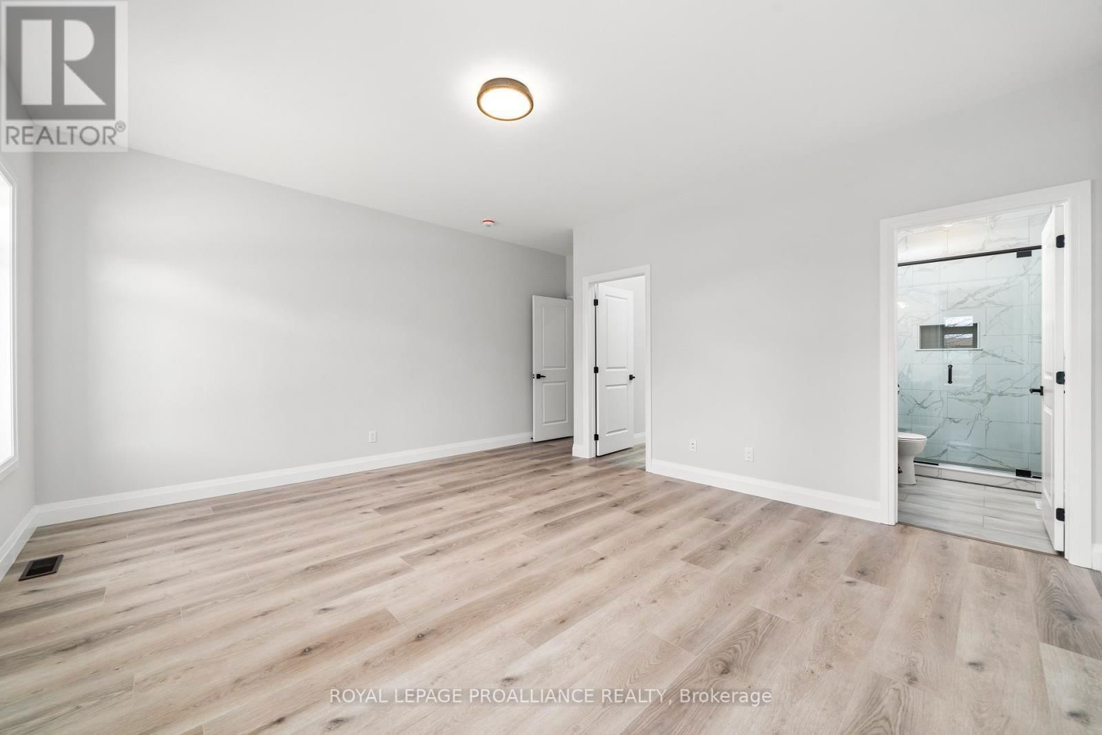 3 CLAYTON JOHN AVENUE Image 22