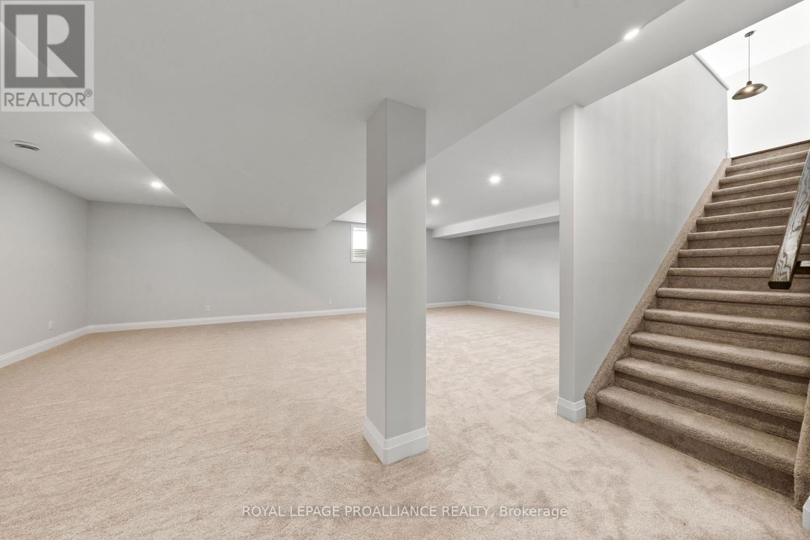 3 CLAYTON JOHN AVENUE Image 26