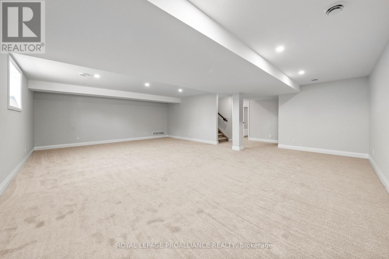 3 CLAYTON JOHN AVENUE Image 27