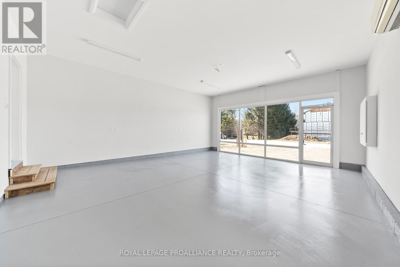 3 CLAYTON JOHN AVENUE Image 33