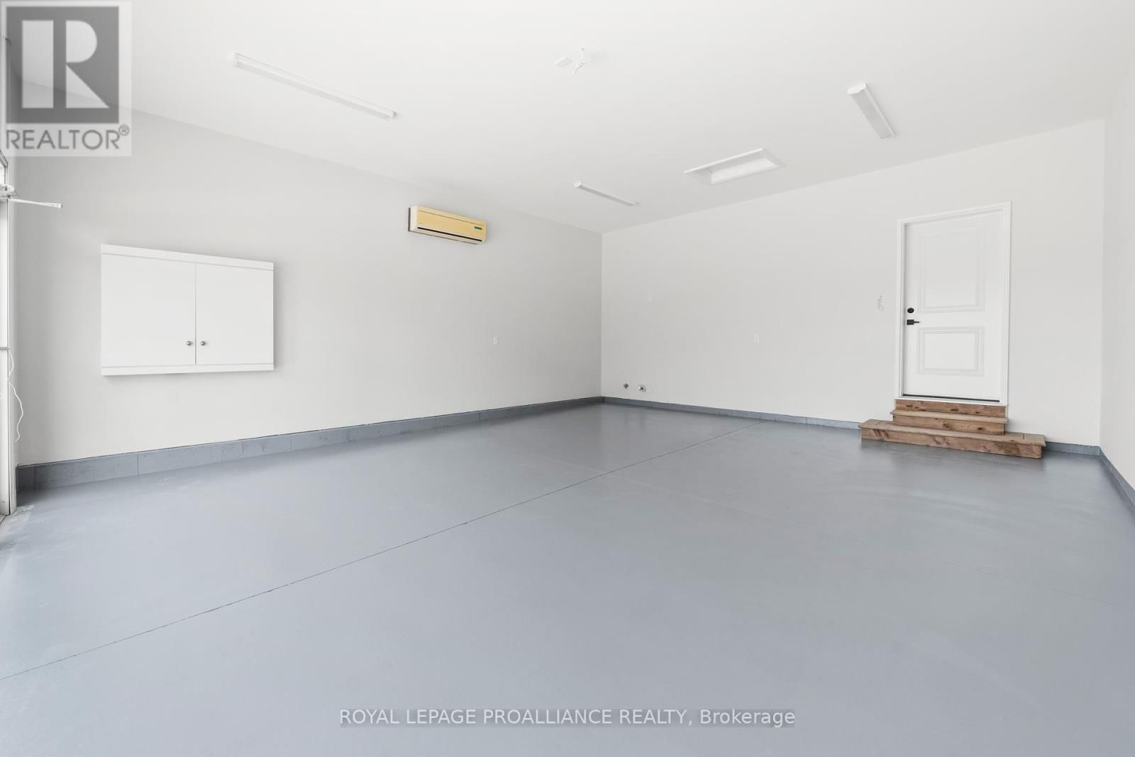 3 CLAYTON JOHN AVENUE Image 34