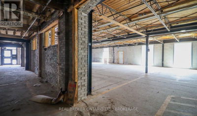 Commercial for Rent in Ontario