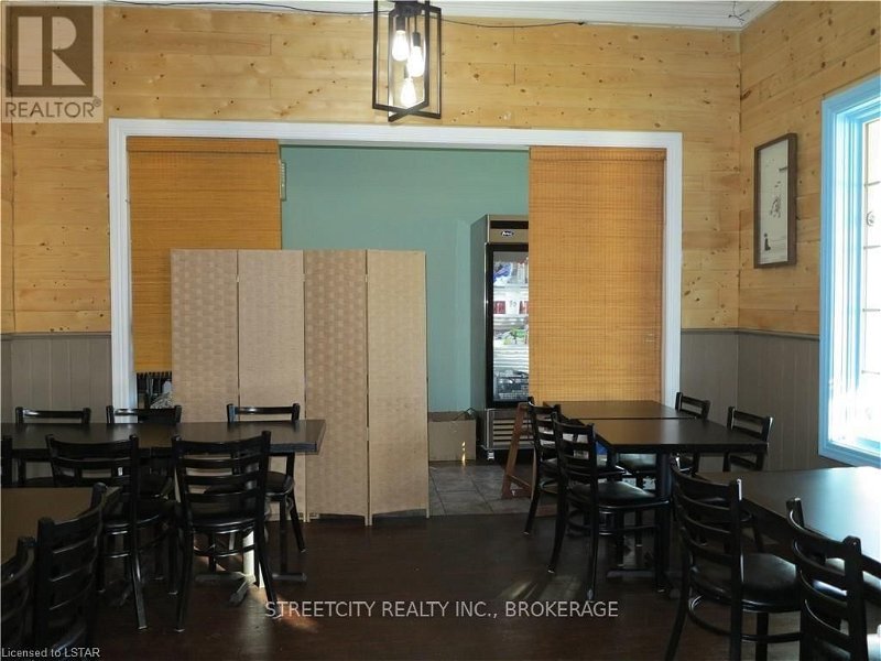 Image #1 of Restaurant for Sale at 1035 Gainsborough Rd, London, Ontario