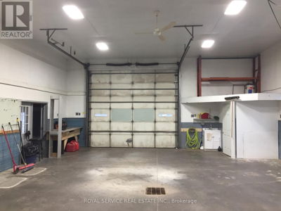 Commercial for Rent in Ontario