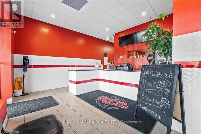 Image #1 of Restaurant for Sale at #4 -6080 Mcleod Rd, Niagara Falls, Ontario