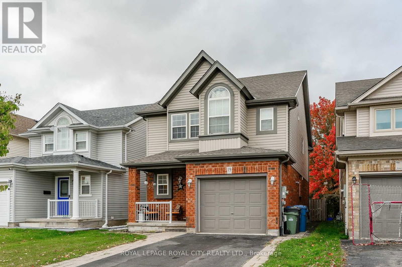 19 Sinclair Street  Guelph (Pine Ridge), N1L1R7 | Image 2