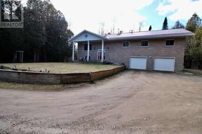 6736 Hwy 6 null  Northern Bruce Peninsula, N0H2R0 | Image 1