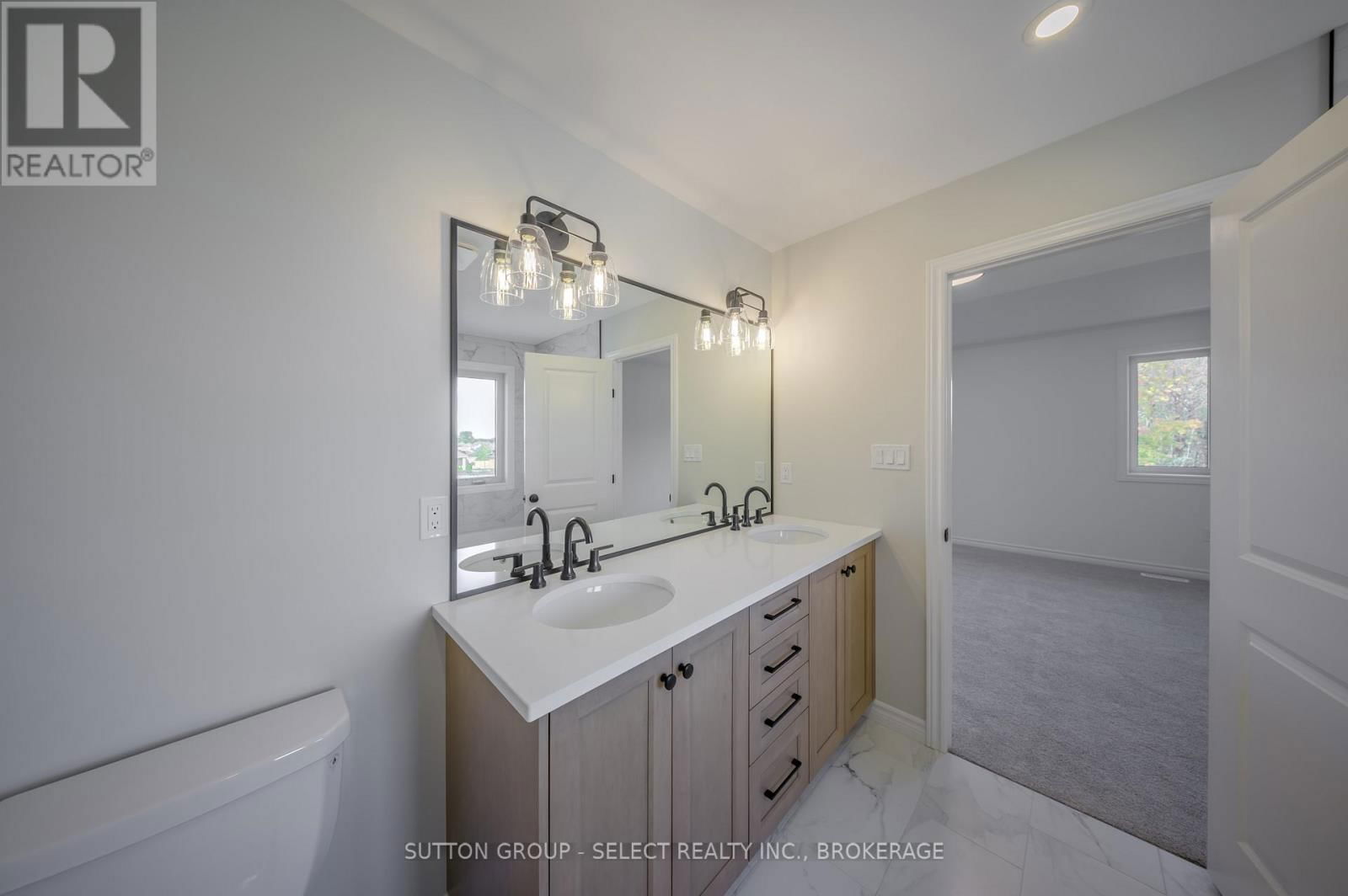 119 TIMBERWALK TRAIL Image 21
