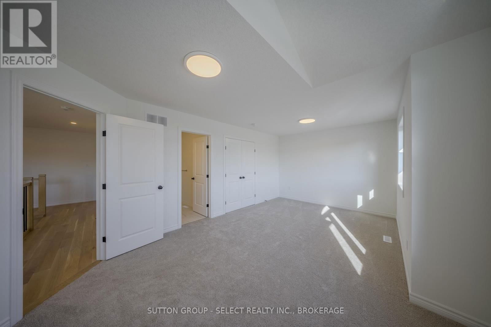119 TIMBERWALK TRAIL Image 24