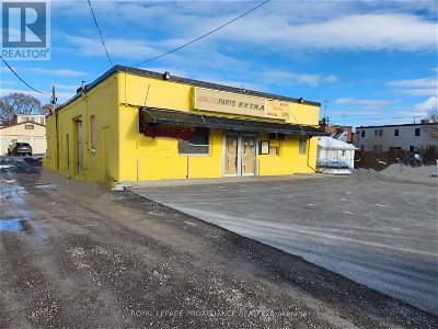 Image #1 of Commercial for Sale at 315 Metcalfe St, Tweed, Ontario