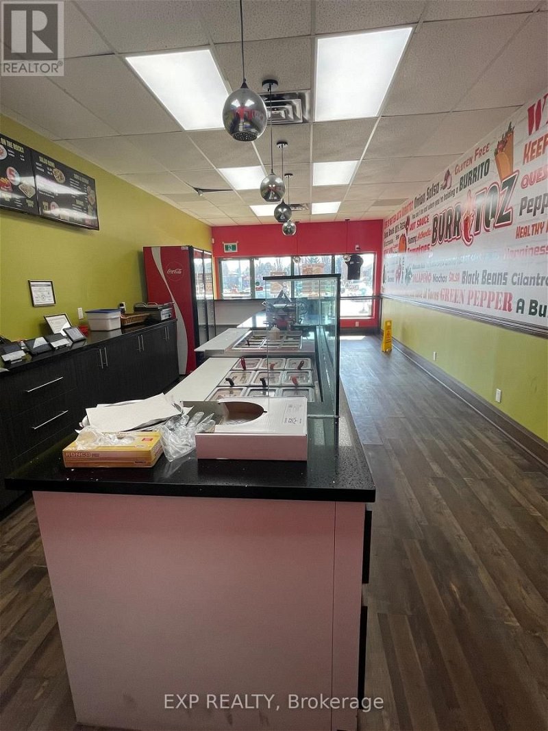 Image #1 of Restaurant for Sale at 930 Upper Paradise Rd, Hamilton, Ontario