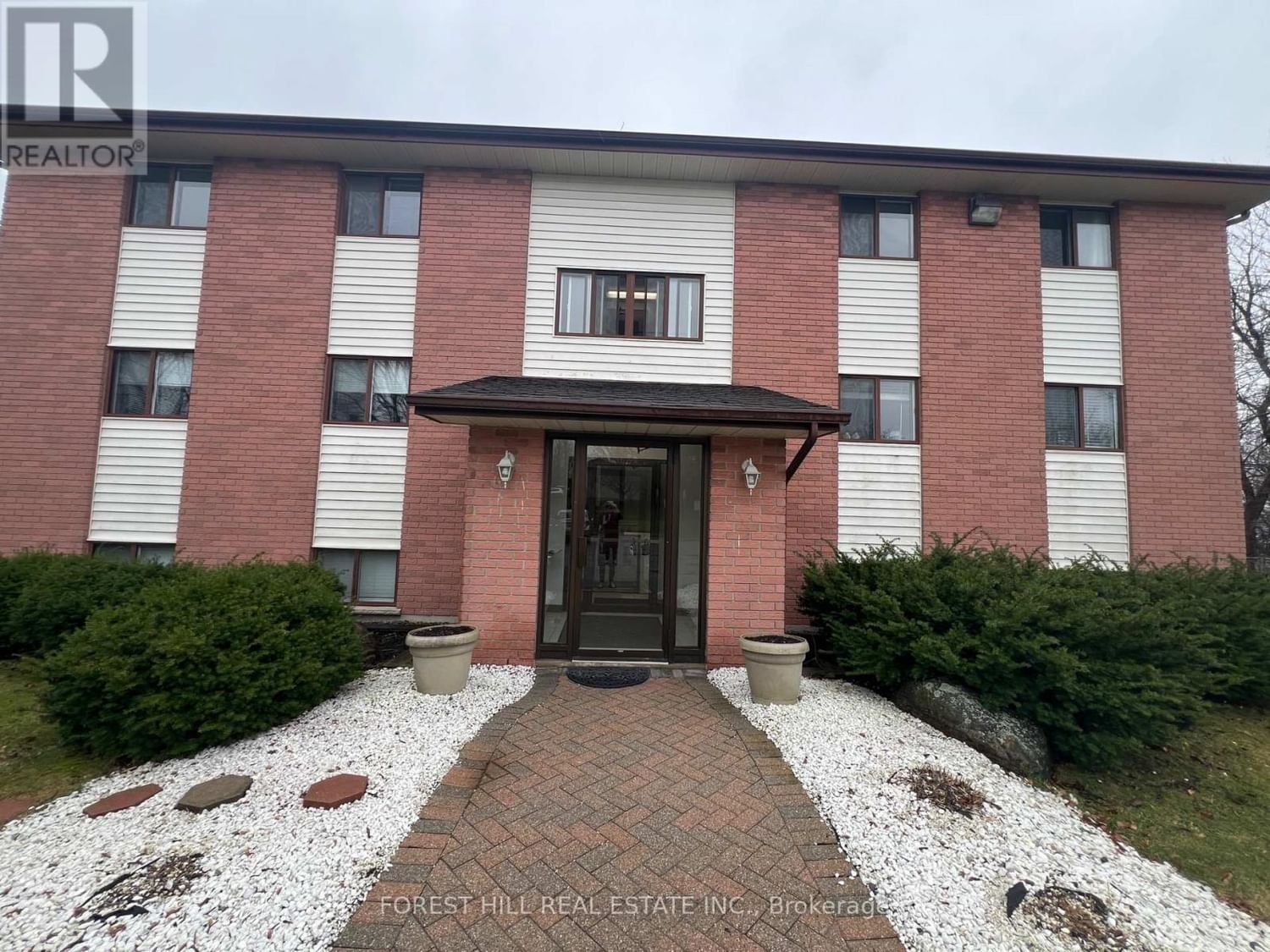 #204 -1429 CLEARVIEW DR Image 1