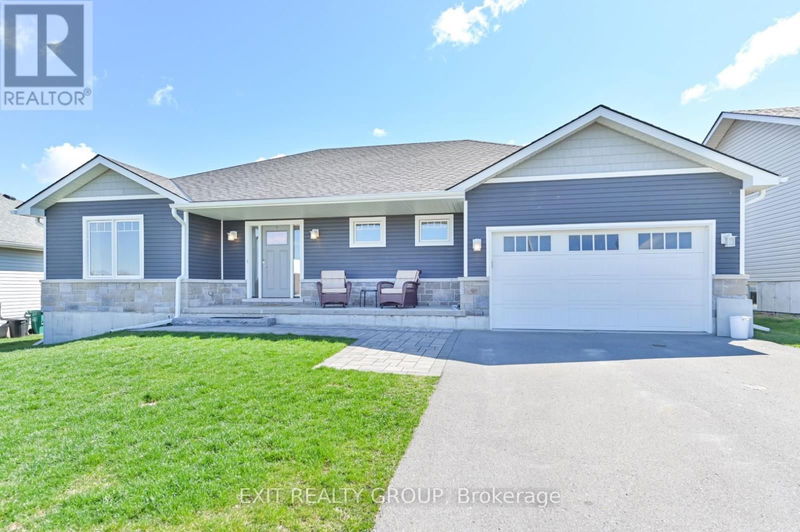 25 Meagan Lane  Quinte West, K0K2C0 | Image 1