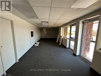 Commercial for Rent in Ontario