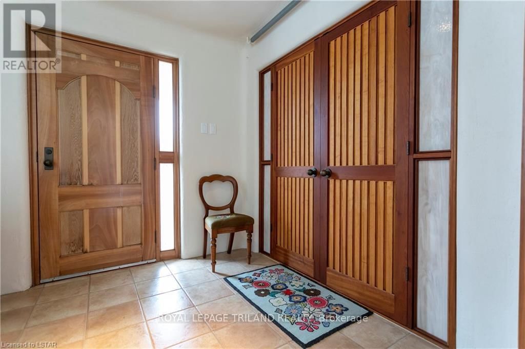 15668 FURNIVAL ROAD Image 10