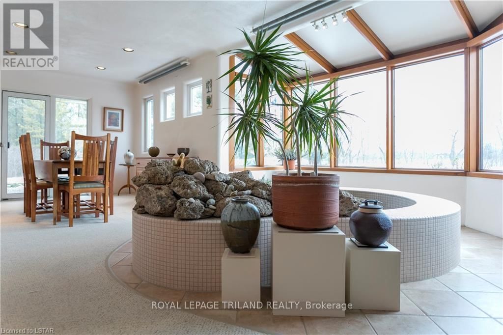 15668 FURNIVAL ROAD Image 13