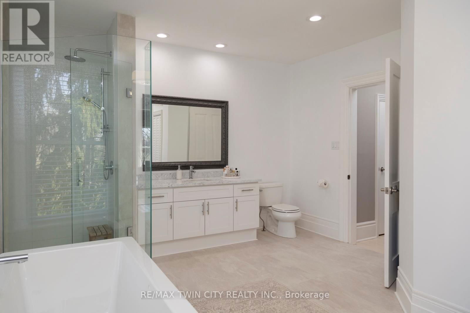 414774 41 ST LINE Image 40