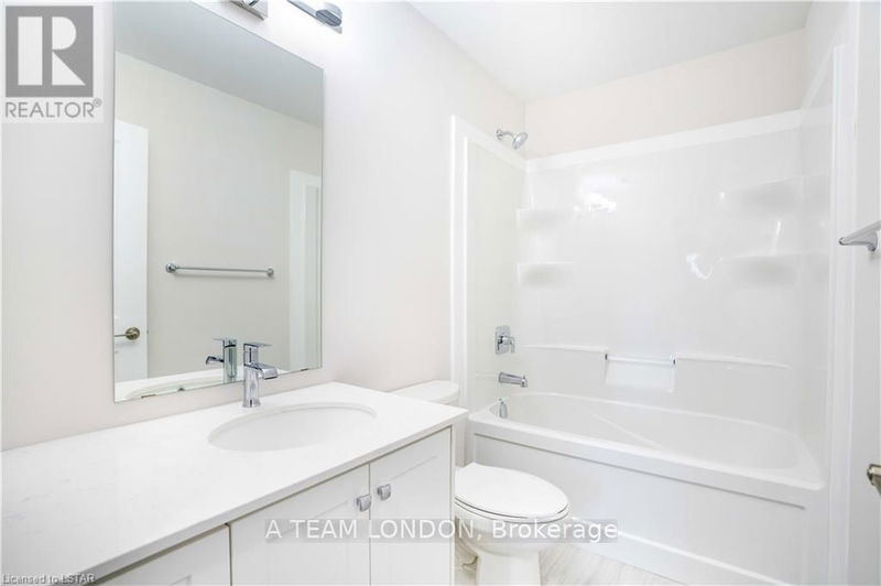  306 - 100 THE PROMENADE null  Central Elgin (Port Stanley), N5L1C5 | Image 24