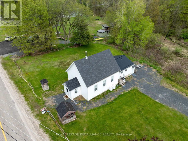 1867 Crow Lake Road  Central Frontenac, K0H2B0 | Image 6