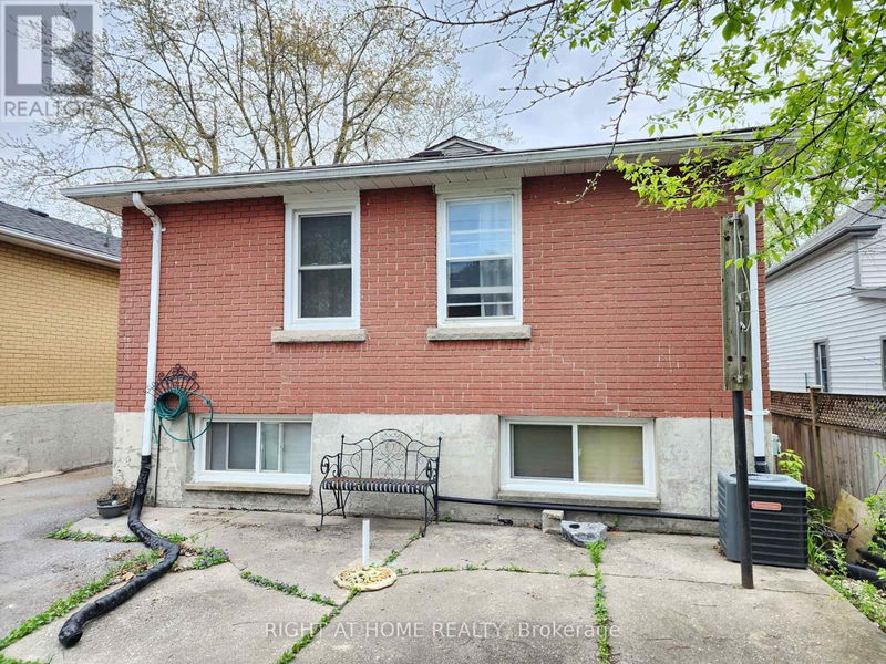 582 MacDonnell Street  Kingston, K7K4X1 | Image 3