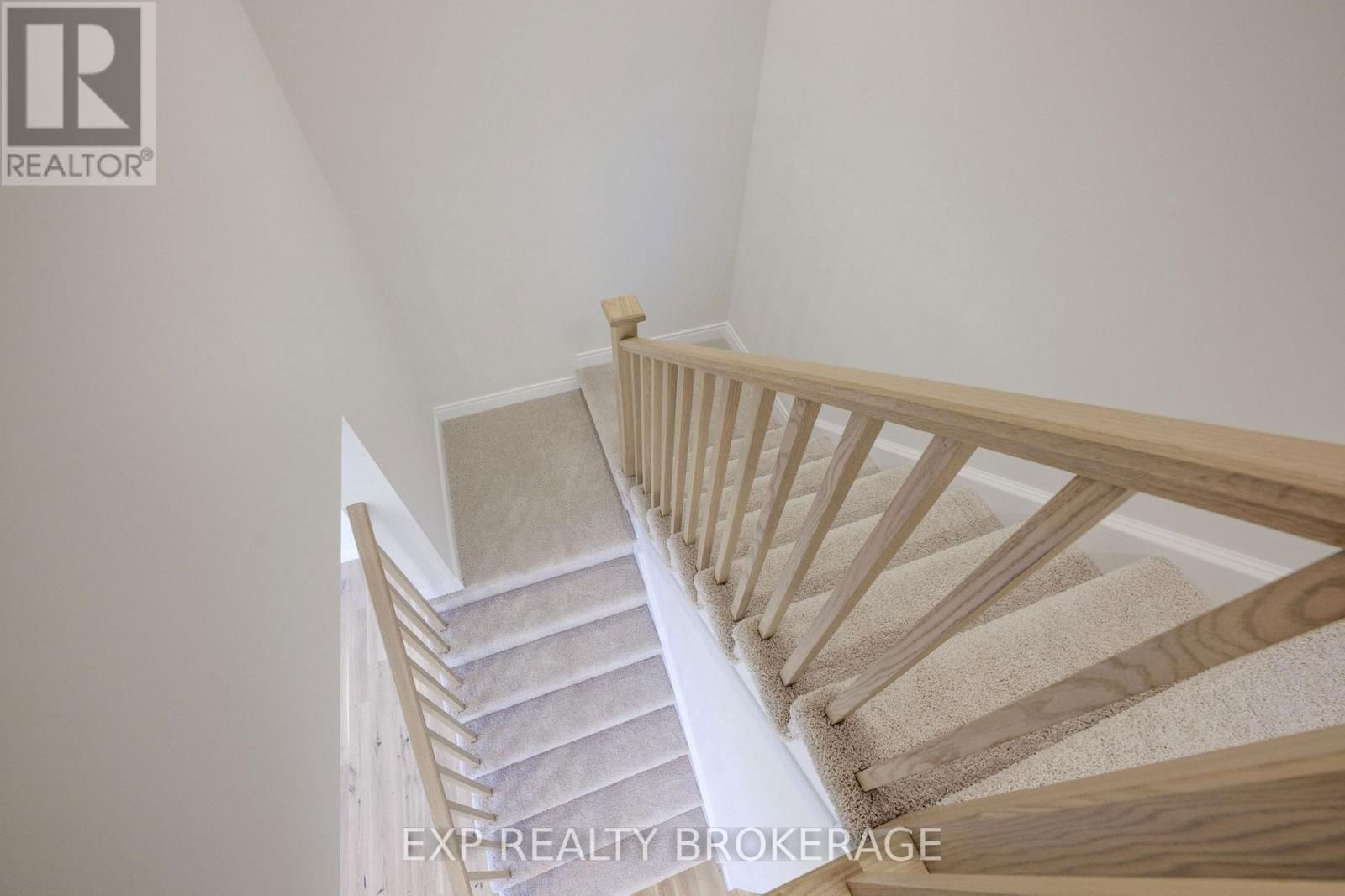 30 ANNE STREET WEST Image 24